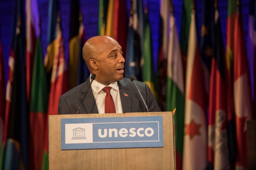 Discours du ministre Nesmy Manigat à la 42e Conférence générale de l’UNESCO