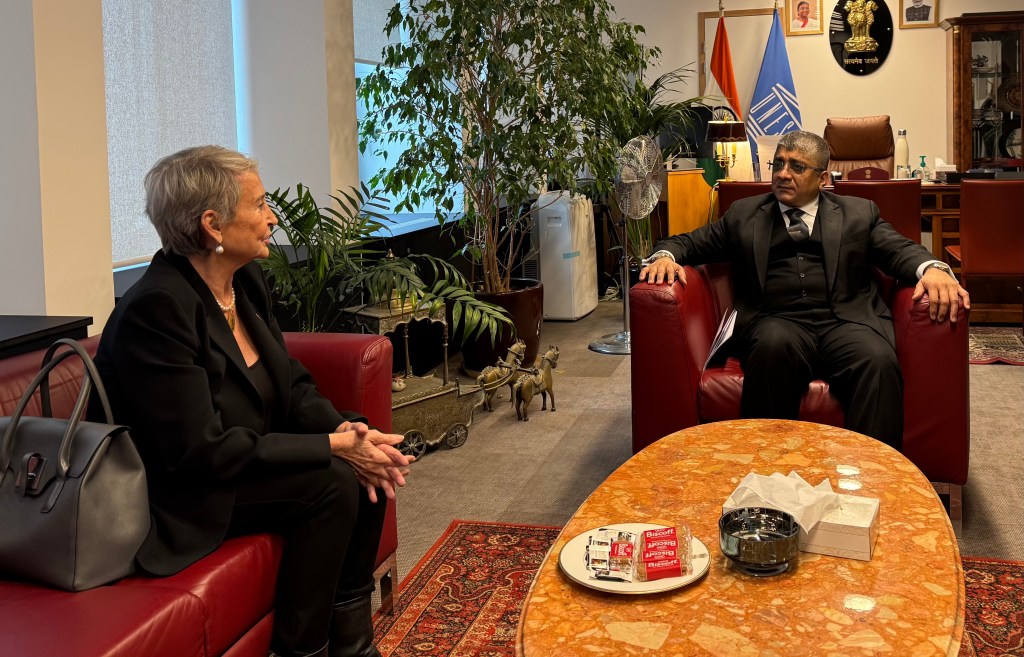 Rencontre entre SEM Lilas DESQUIRON, Déléguée Permanente d’Haïti auprès de l&rsquo;UNESCO, et les trois Ambassadeurs du Groupe Asie-Pacifique à l’UNESCO (ASPAC), candidats à la Présidence de la Conférence générale de&nbsp;l’Organisation